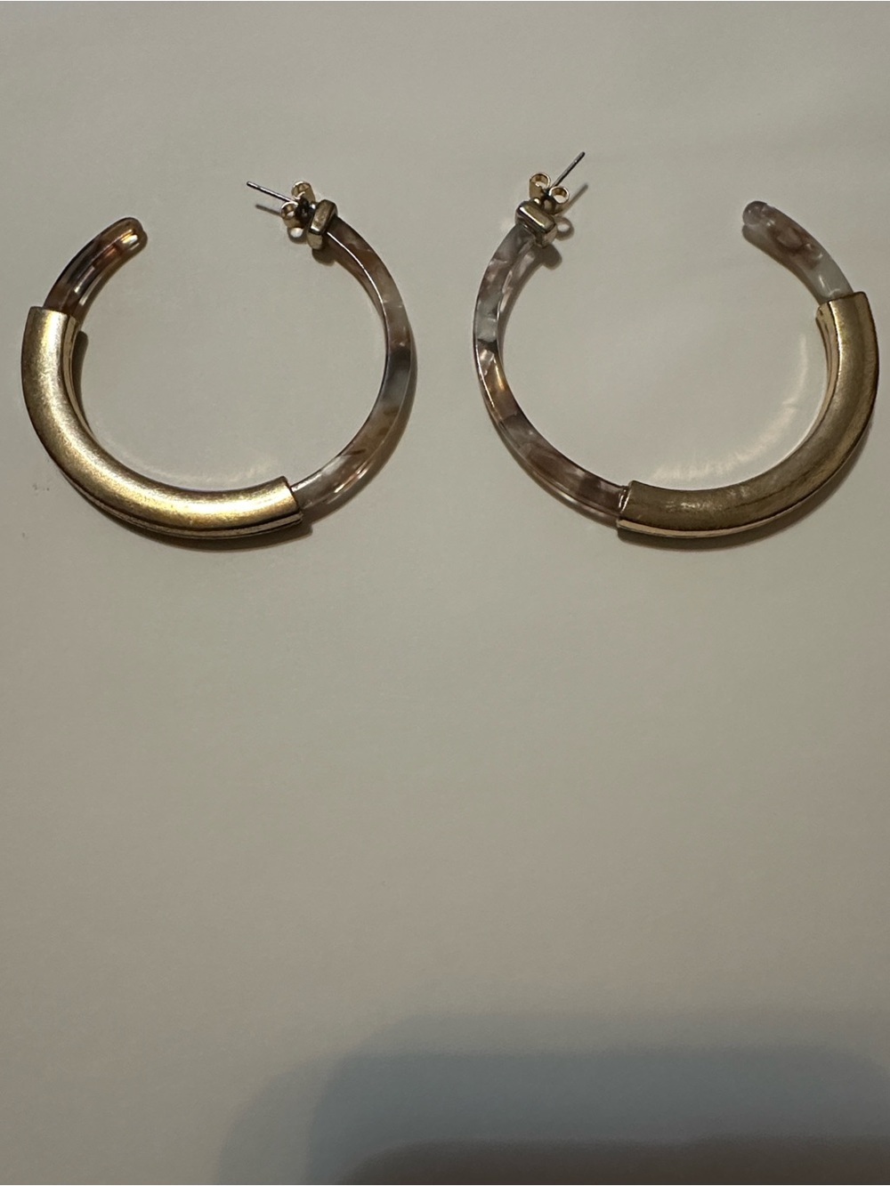 TORTOISE LOOK Acrylic and Gold Hoop POST Closures —Earrings 2 1/2” WIDE